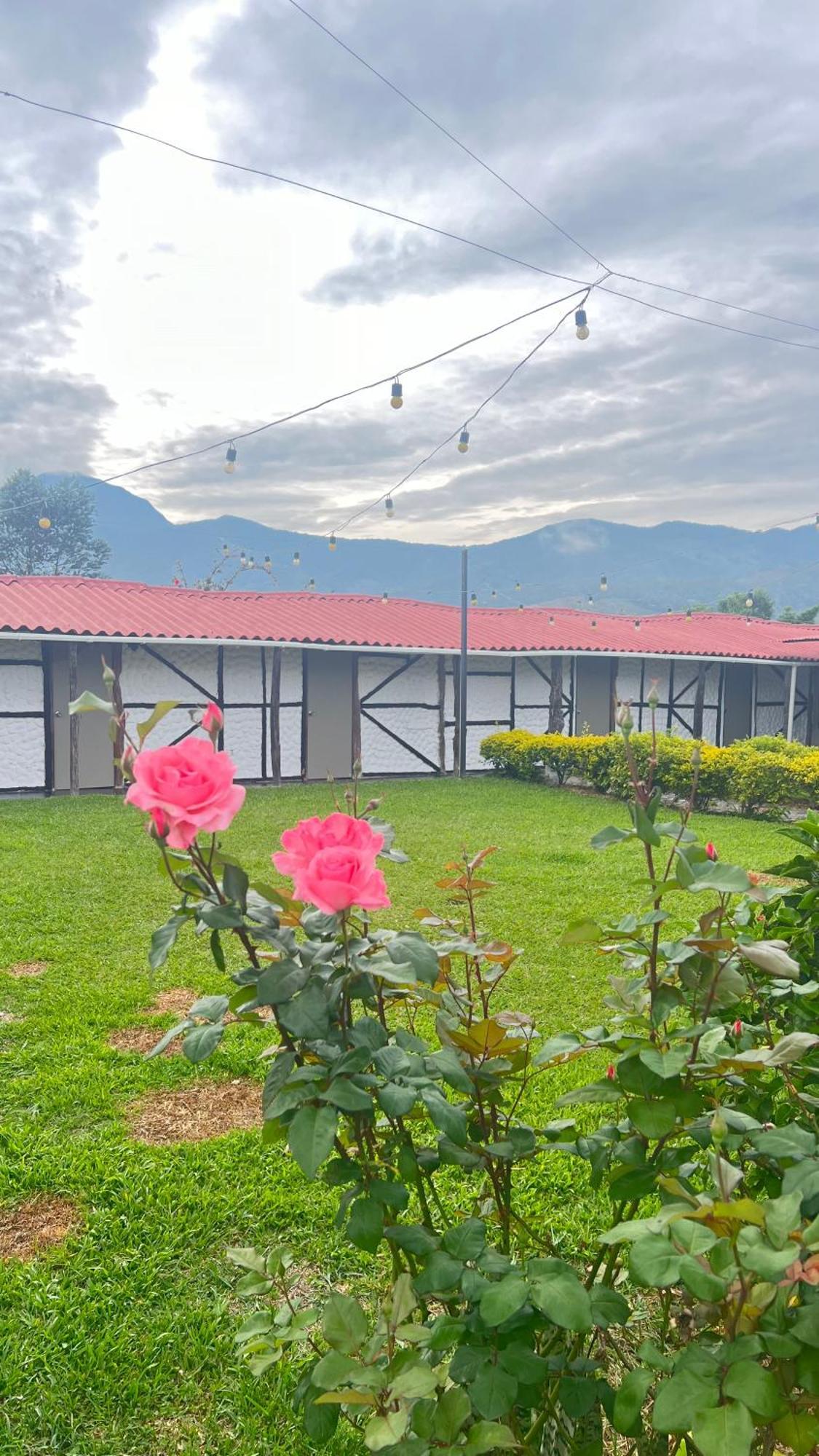 Finca Hotel Paraiso Urrao Esterno foto